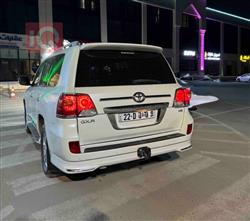 تويوتا لاندكروزر